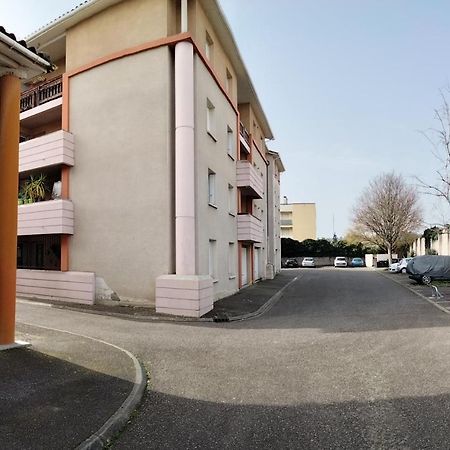 Grand T3 Avec Clim, Parking Et Terrasse Privative - Agen Apartment Exterior photo