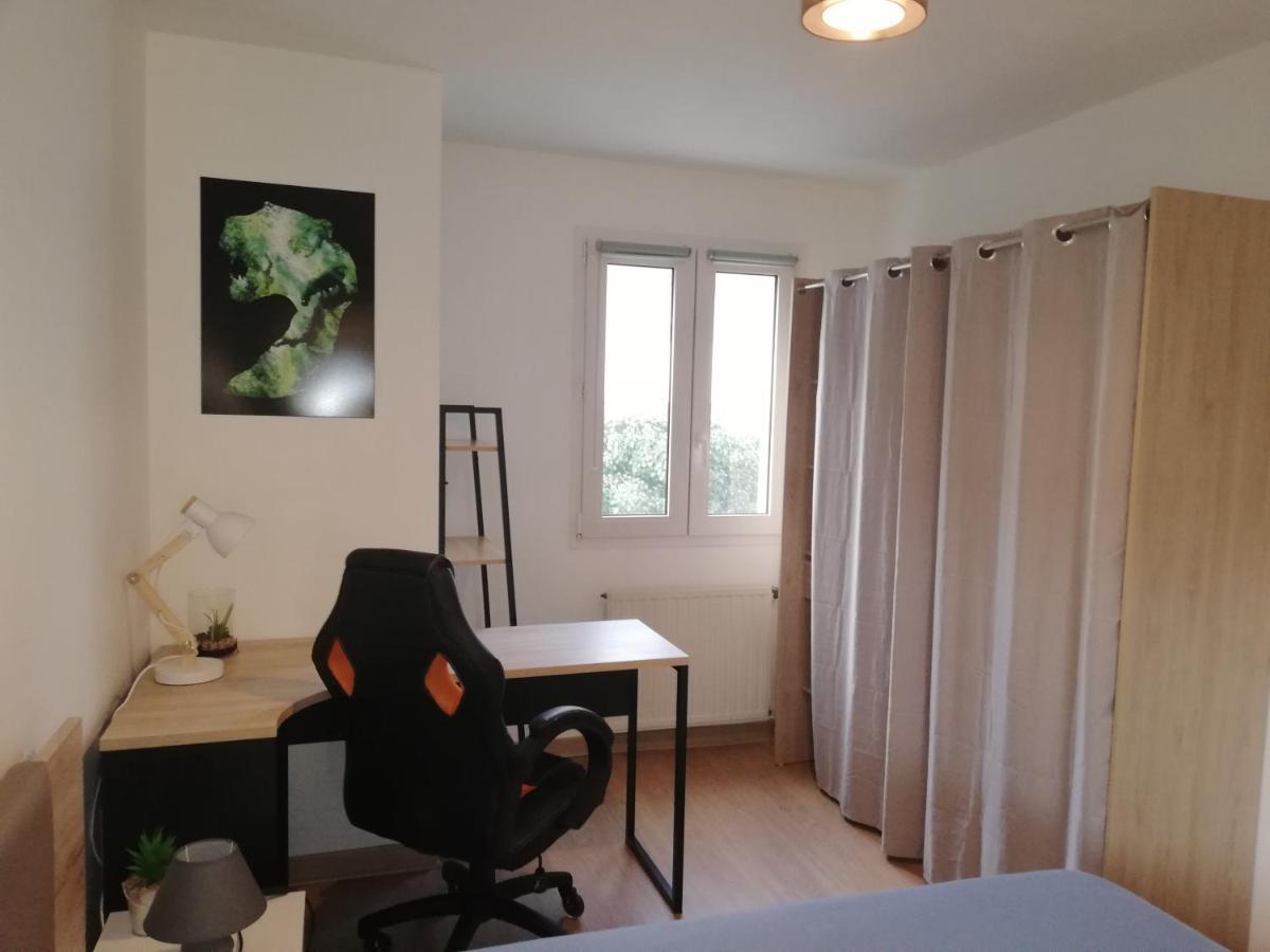 Grand T3 Avec Clim, Parking Et Terrasse Privative - Agen Apartment Exterior photo