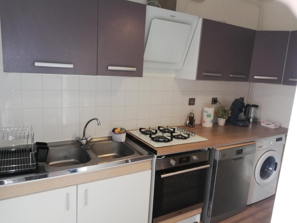 Grand T3 Avec Clim, Parking Et Terrasse Privative - Agen Apartment Exterior photo